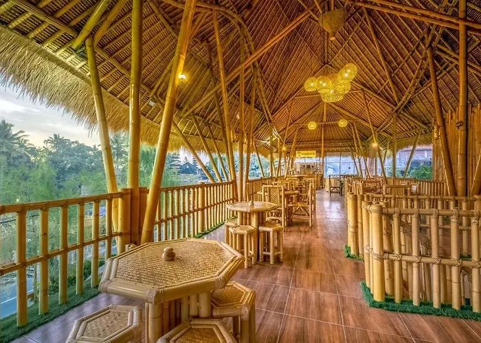 Karang Lila Bhuana Hotel 3*